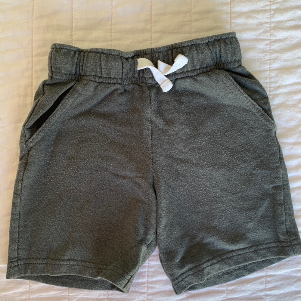 Cat & Jack 4T shorts bundle 6